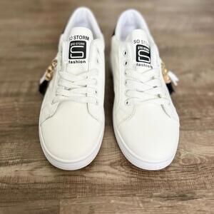 White & Black Women’s Casual Sneakers with Tassel Embellishment Size 7 US